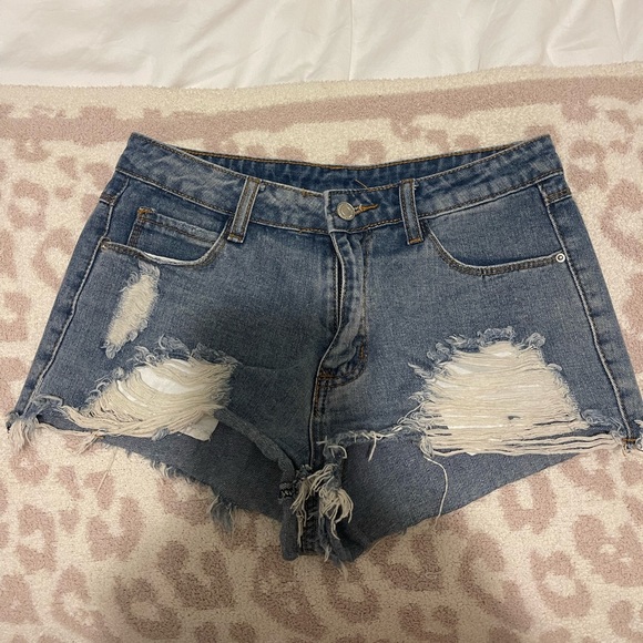 Shein Jean shorts - Picture 1 of 3